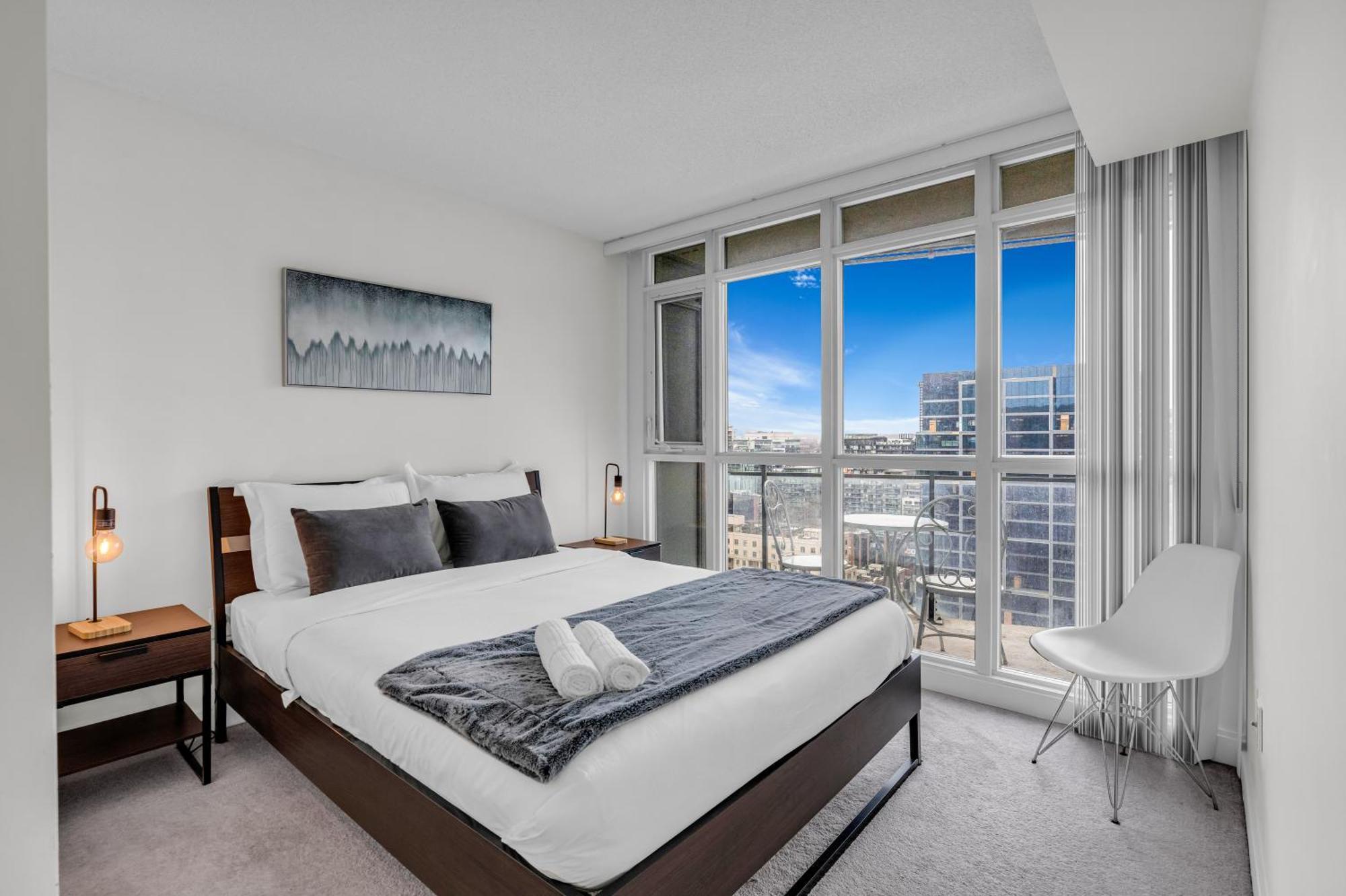 City Downtown Suites Toronto Esterno foto